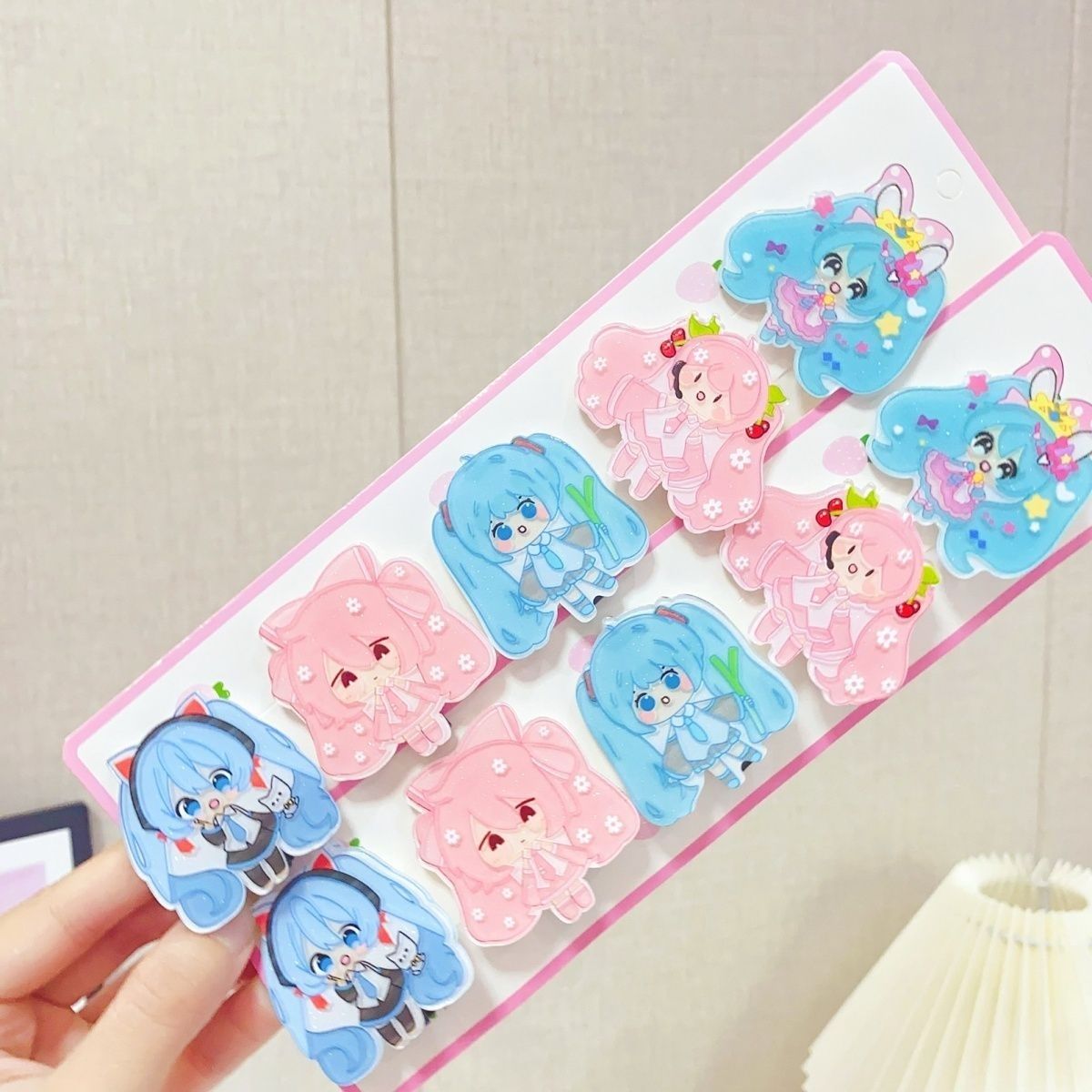 Cosplay Anime N - กิ๊บติดผมการ์ตูนฮัตสึเนะ มิกุ กิ๊บหนีบด้านข้าง น่ารัก เหมาะสำหรับนักเรียน เครื่องประดับผมหน้าม้าสำหรับสาวๆ